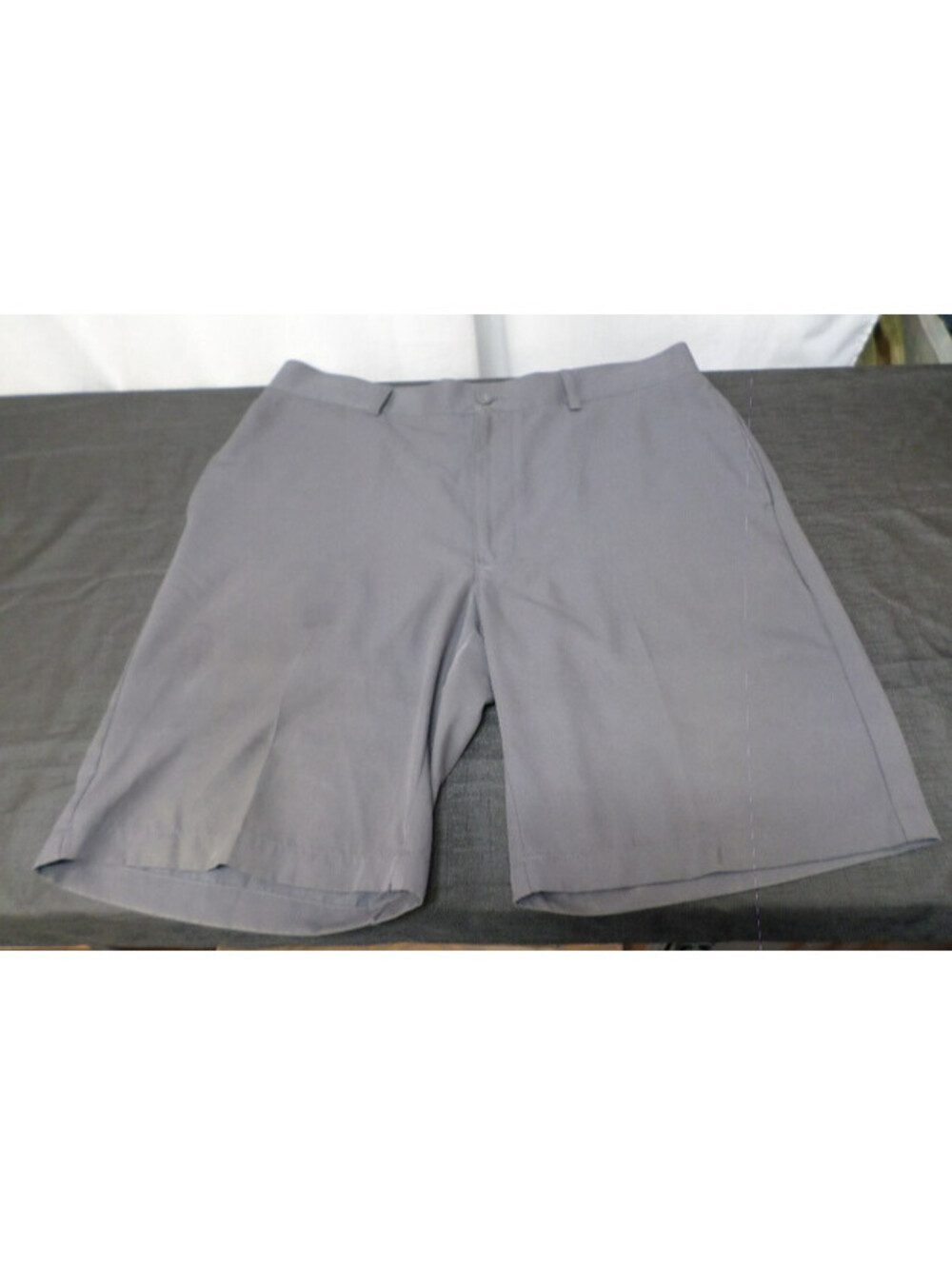 EUC DESIGNER GRAND SLAM 100% POLYESTER CASUAL WORK GOLF GRAY SHORTS SIZE 36